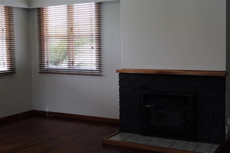 Photo of property in 18 Brookes Terrace, Waitara, 4320