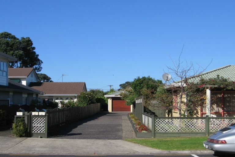 Photo of property in 2/16 Moenui Avenue, Orewa, 0931