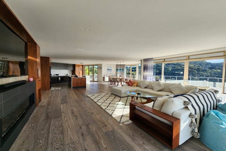 Photo of property in 71-73 Doves Bay Road, Kerikeri, 0294