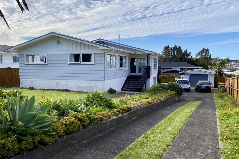 Photo of property in 41 Velma Road, Hillcrest, Auckland, 0627