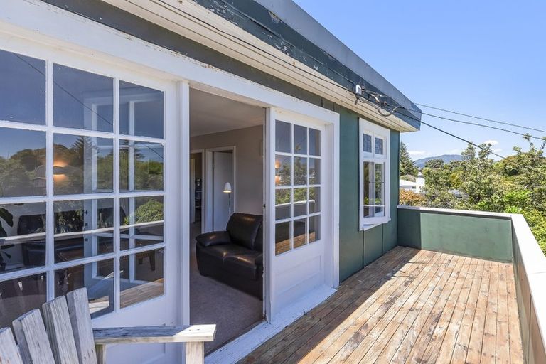 Photo of property in 5 Allen Road, Raumati Beach, Paraparaumu, 5032