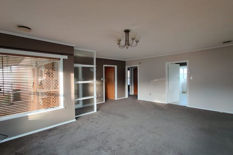 Photo of property in 4/44 Lake Road, Narrow Neck, Auckland, 0624