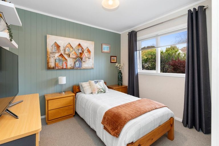 Photo of property in 37 Kent Street, Levin, 5510