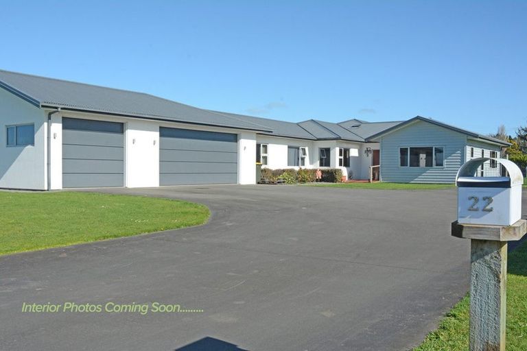 Photo of property in 22 Mercade Close, Stratford, 4332