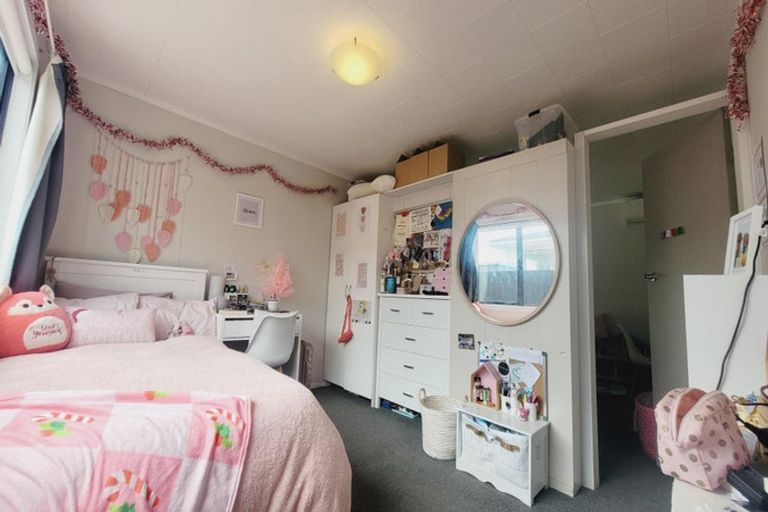 Photo of property in 84 Pope Street, Camborne, Porirua, 5026