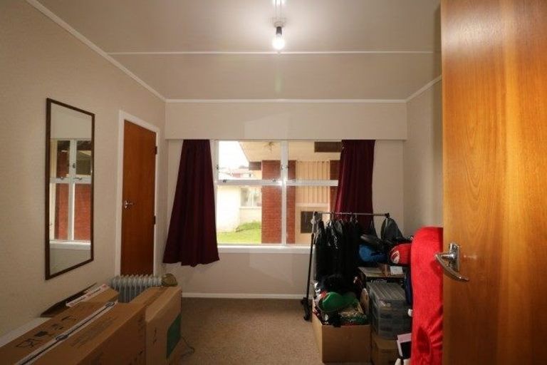 Photo of property in 7 Oxford Street, Tirau, 3410