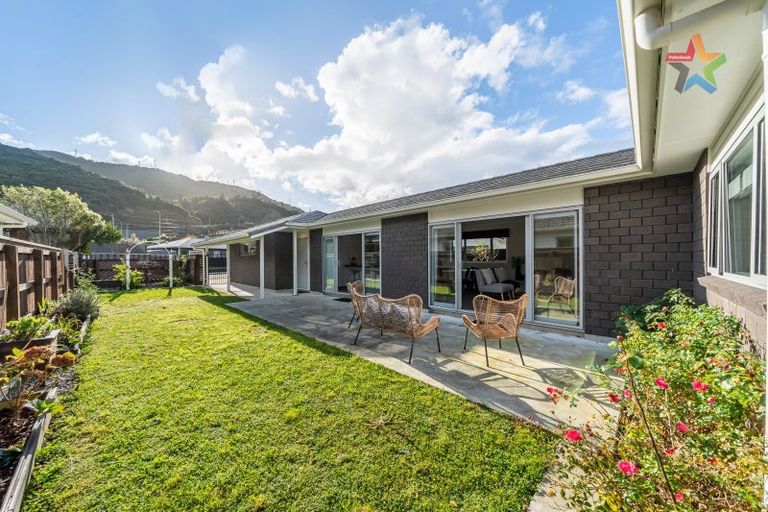 Photo of property in 18 Martha Turnell Crescent, Manor Park, Lower Hutt, 5019