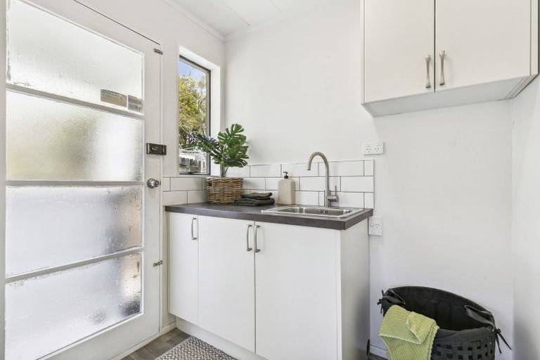 Photo of property in 6a Makatote Grove, Churton Park, Wellington, 6037