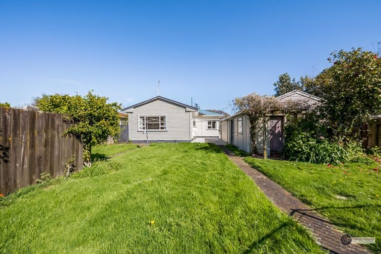 Photo of property in 20 Fuller Grove, Woburn, Lower Hutt, 5010