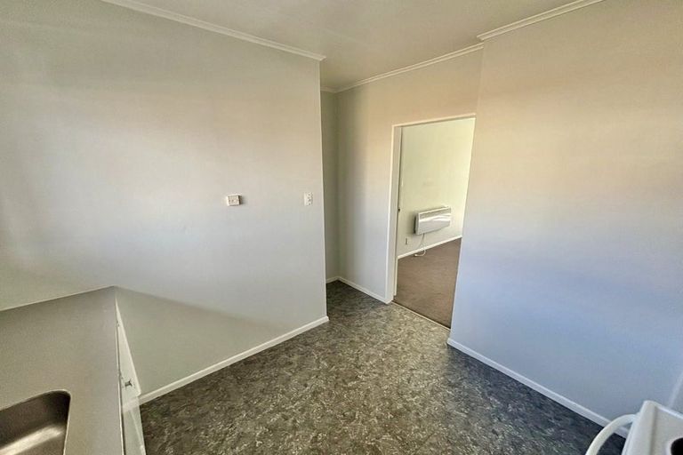 Photo of property in 46 Awamutu Grove, Waiwhetu, Lower Hutt, 5010