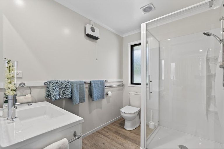 Photo of property in 5 Oakden Drive, Darfield, 7510