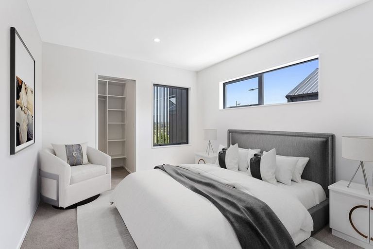 Photo of property in 45 Parkmore Drive, Rosehill, Papakura, 2113