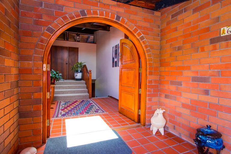 Photo of property in 60 Pacific Parade, Army Bay, Whangaparaoa, 0930