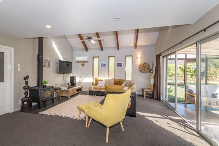 Photo of property in 8 Walker Place, Rangiora, 7400