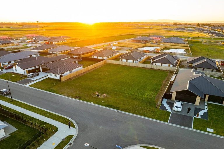 Photo of property in 10 Coach Way, Rolleston, 7614