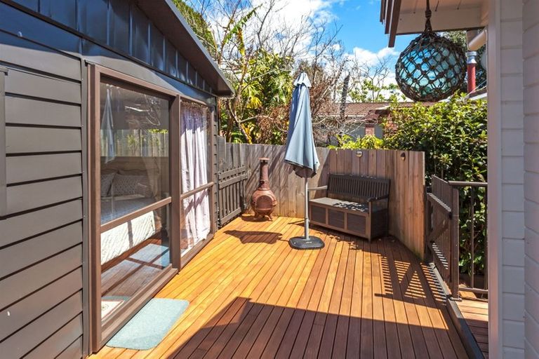 Photo of property in 3 Pine Grove, Tairua, 3508