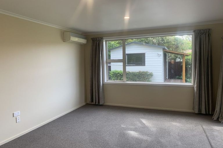 Photo of property in 11 Flower Street, Bryndwr, Christchurch, 8053
