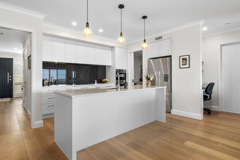 Photo of property in 2 Kulim Avenue, Otumoetai, Tauranga, 3110