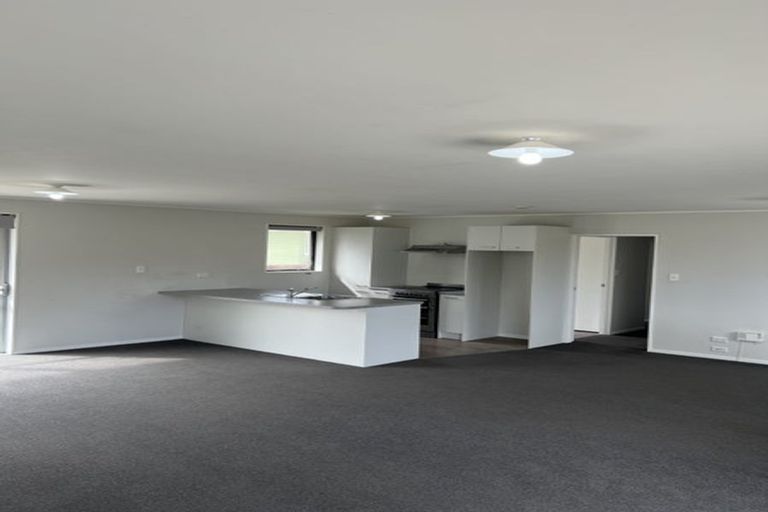 Photo of property in 7b Newland Grove, Henderson, Auckland, 0610