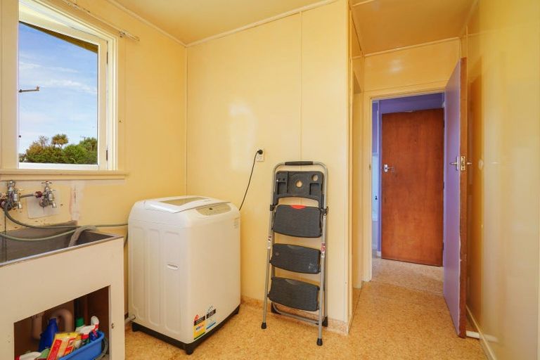 Photo of property in 17 Half Mile Road, Tuatapere, 9620