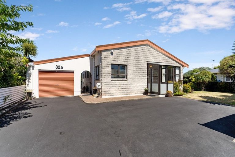 Photo of property in 32a Toru Road, Paraparaumu Beach, Paraparaumu, 5032