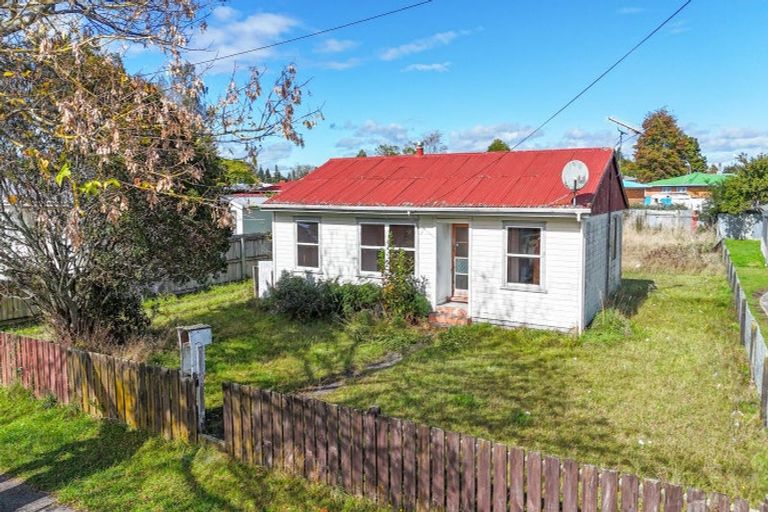 Photo of property in 19 Hawick Street, Tokoroa, 3420