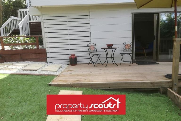 Photo of property in 9 Homewood Place, Chatswood, Auckland, 0626