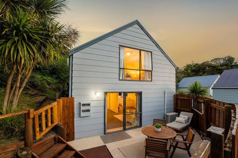 Photo of property in 1/147 Spinella Drive, Bayview, Auckland, 0629