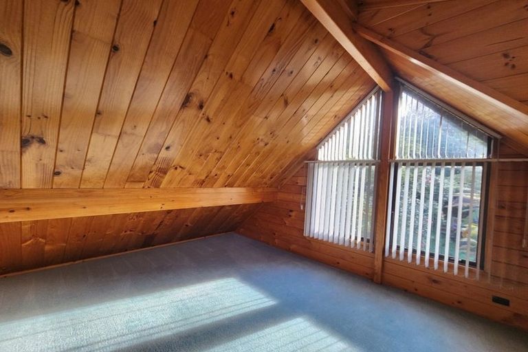 Photo of property in 207 Kawaha Point Road, Kawaha Point, Rotorua, 3010