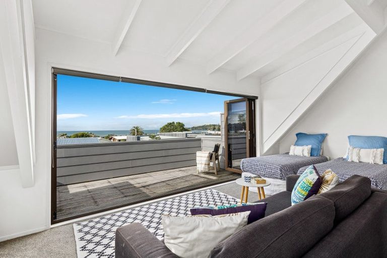 Photo of property in 12 Shamrock Crest, Omaha, 0986