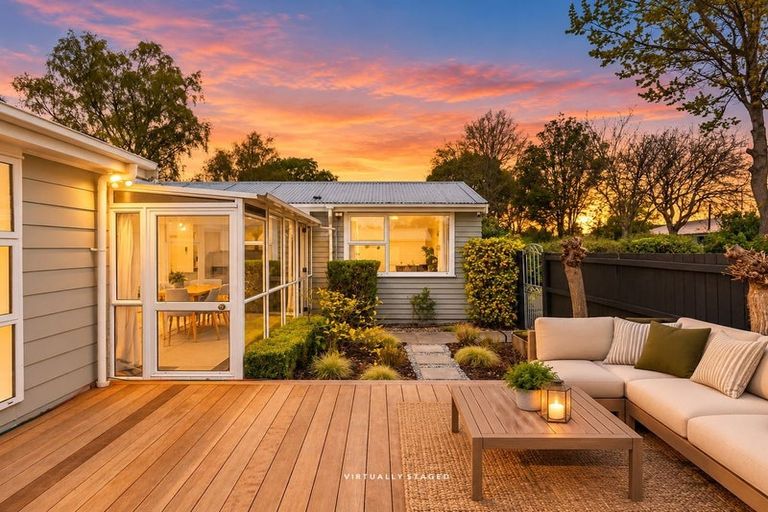 Photo of property in 1/17 Barnes Road, Redwood, Christchurch, 8051