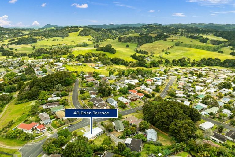 Photo of property in 43 Eden Terrace, Te Kamo, Whangarei, 0112
