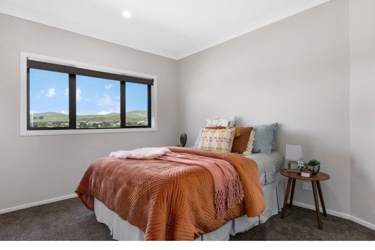 Photo of property in 182 John Burke Drive, Aotea, Porirua, 5024