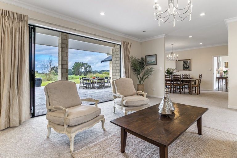 Photo of property in 21 Whangapouri Road, Karaka, Drury, 2578