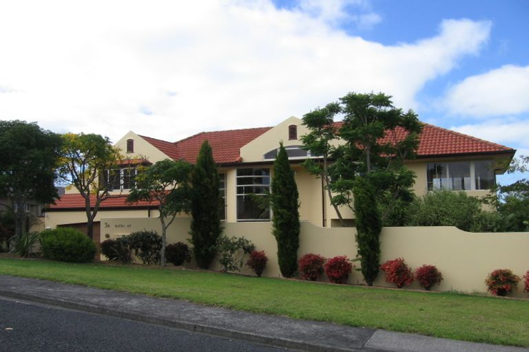 Photo of property in 1/3 Katui Street, Castor Bay, Auckland, 0620