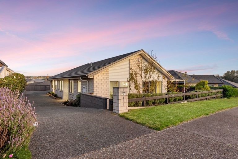 Photo of property in 1 Penetaka Heights, Pyes Pa, Tauranga, 3112