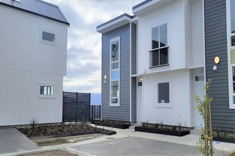 Photo of property in 16/30 Adventure Drive, Whitby, Porirua, 5024