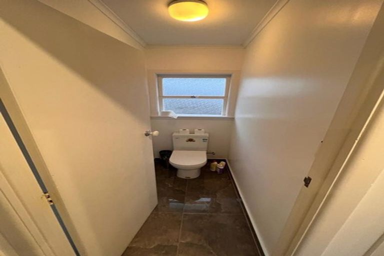 Photo of property in 232a Sunset Road, Windsor Park, Auckland, 0632