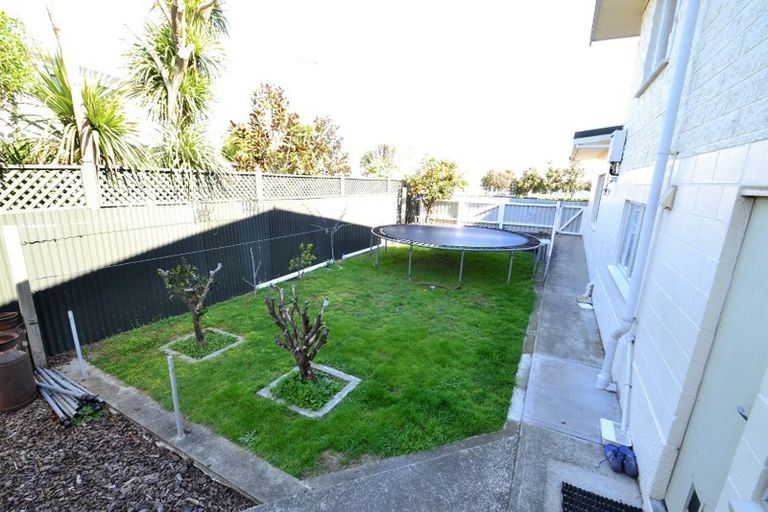 Photo of property in 69 Martin Street, Monaco, Nelson, 7011