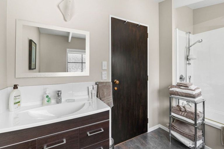 Photo of property in 27 Burtts Road, Durie Hill, Whanganui, 4500