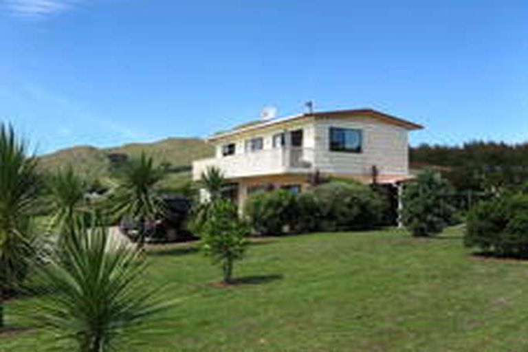 Photo of property in 20 Rangiuia Road, Tolaga Bay, 4077