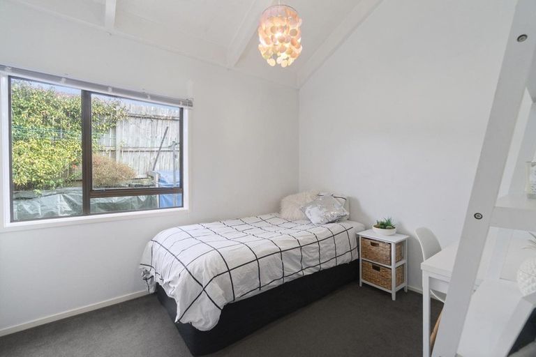 Photo of property in 15 White Heron Drive, Massey, Auckland, 0614
