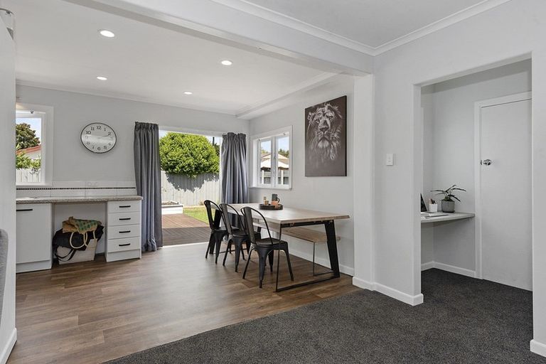 Photo of property in 64 Enderley Avenue, Enderley, Hamilton, 3214