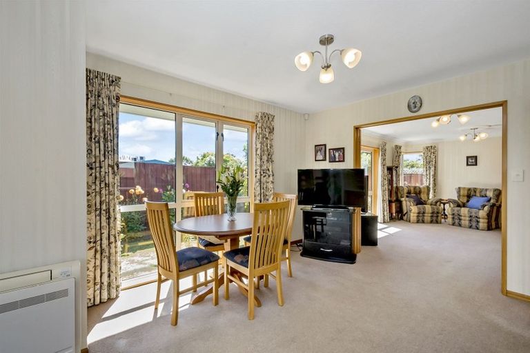 Photo of property in 3/324 Sawyers Arms Road, Bishopdale, Christchurch, 8053