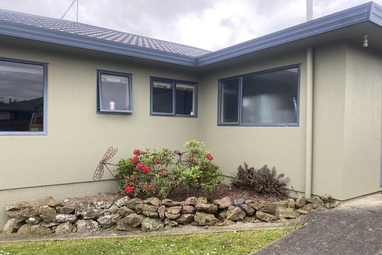 Photo of property in 81 Parnell Heights, Kelvin Grove, Palmerston North, 4414