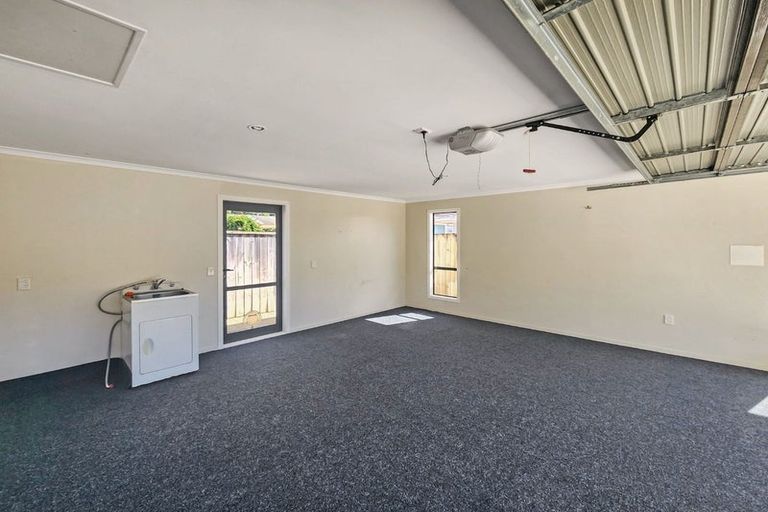 Photo of property in 9a George Street, Stokes Valley, Lower Hutt, 5019