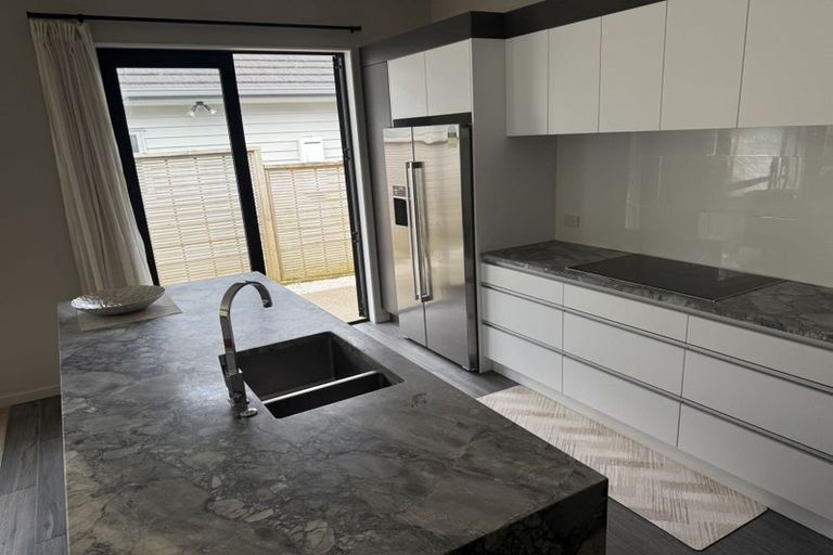 Photo of property in 13 Tuatini Place, Long Bay, Auckland, 0630