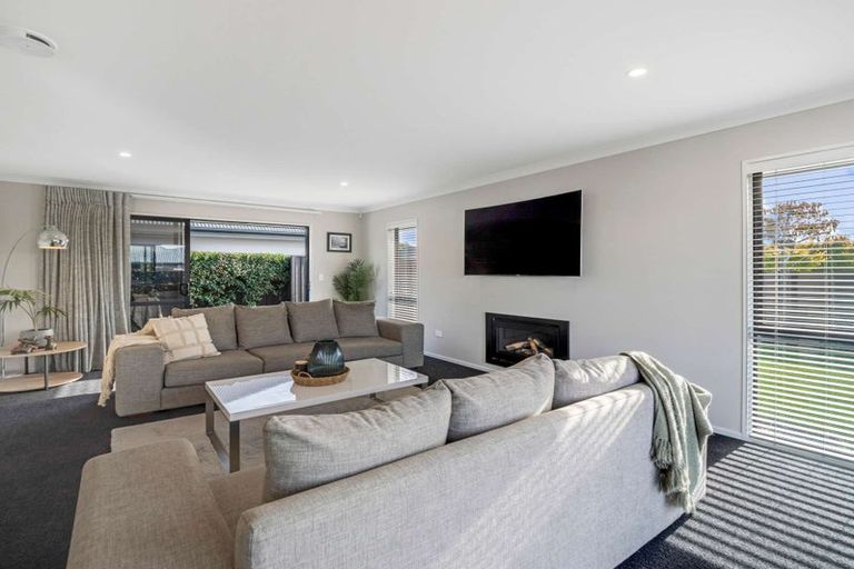 Photo of property in 38 Hinterland Drive, Prebbleton, 7604