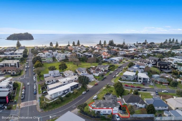 Photo of property in 4 Oceanview Road, Mount Maunganui, 3116