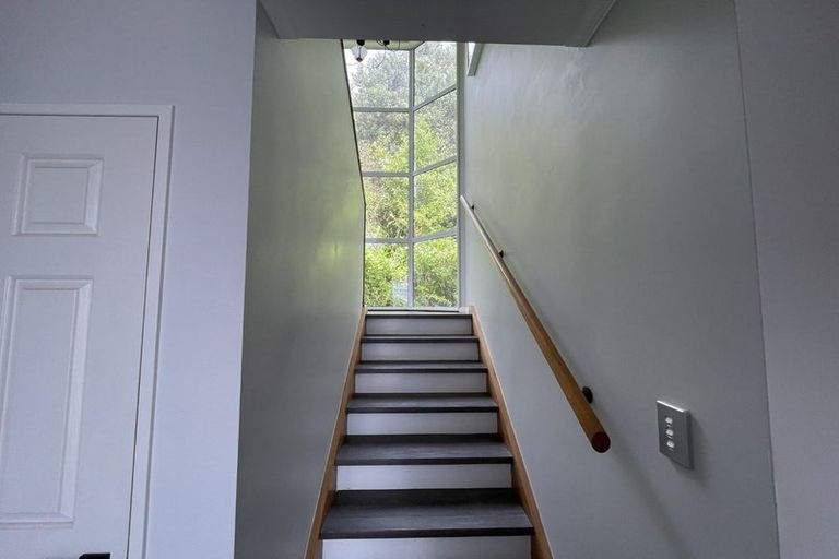 Photo of property in 6 Iona Place, Papakowhai, Porirua, 5024